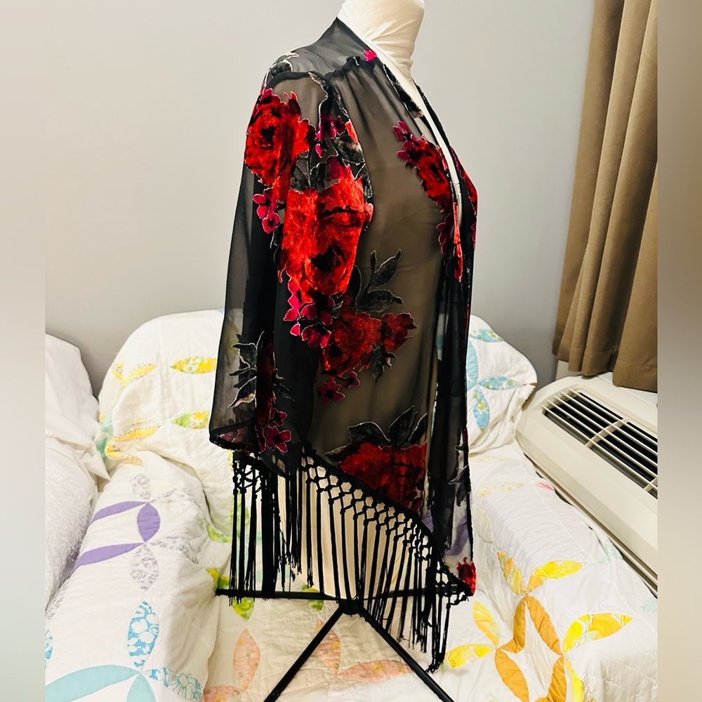 Wrangler Boho Sheer Velvet Rose Kimono Wrap with Black Trim Fringe L - Picture 4 of 10